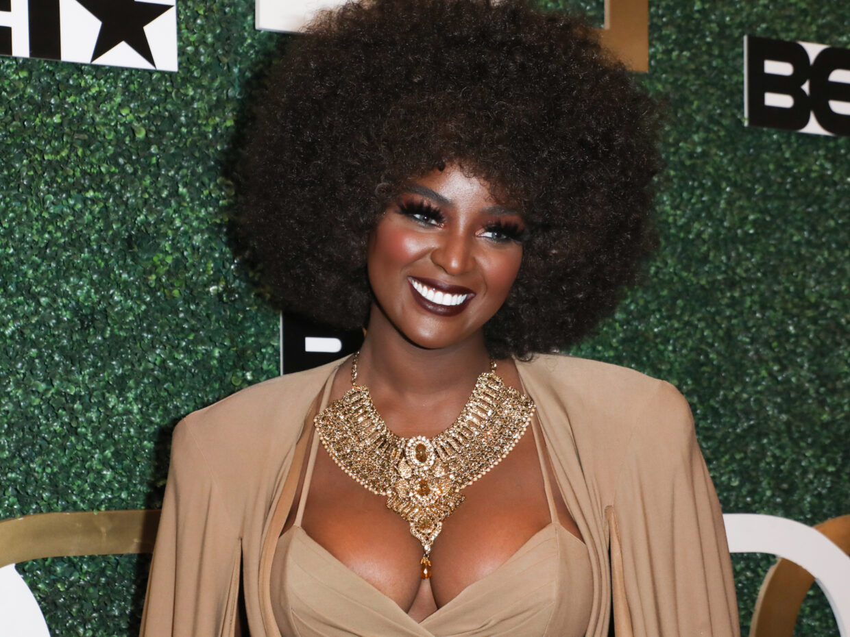 Amara La Negra