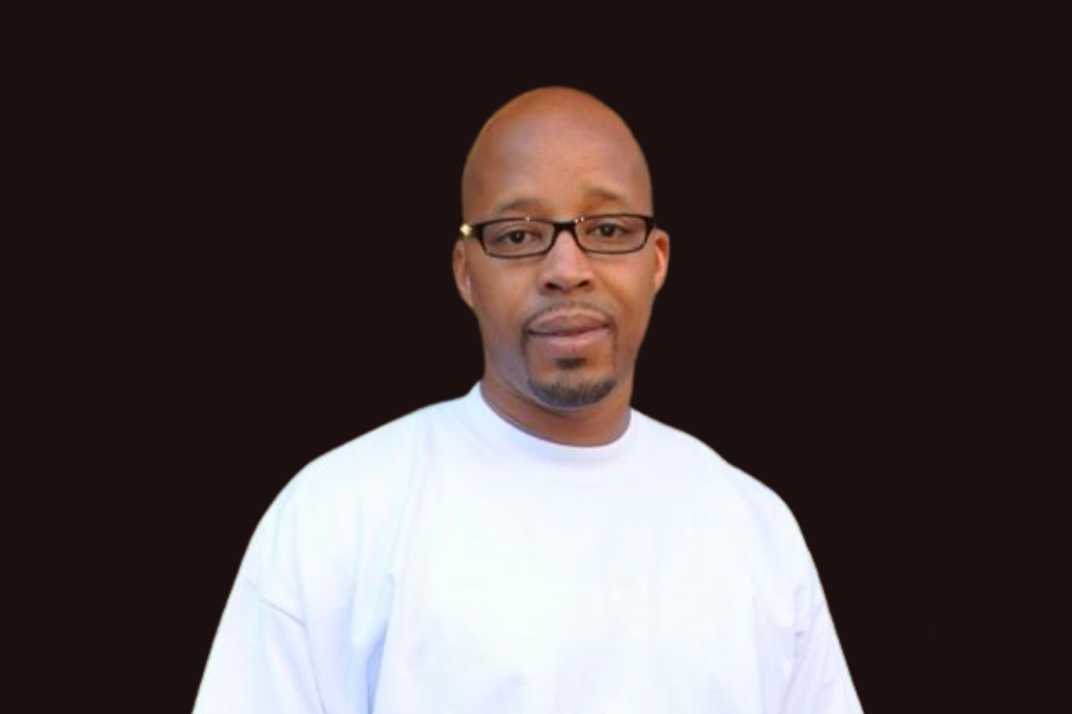 Warren G