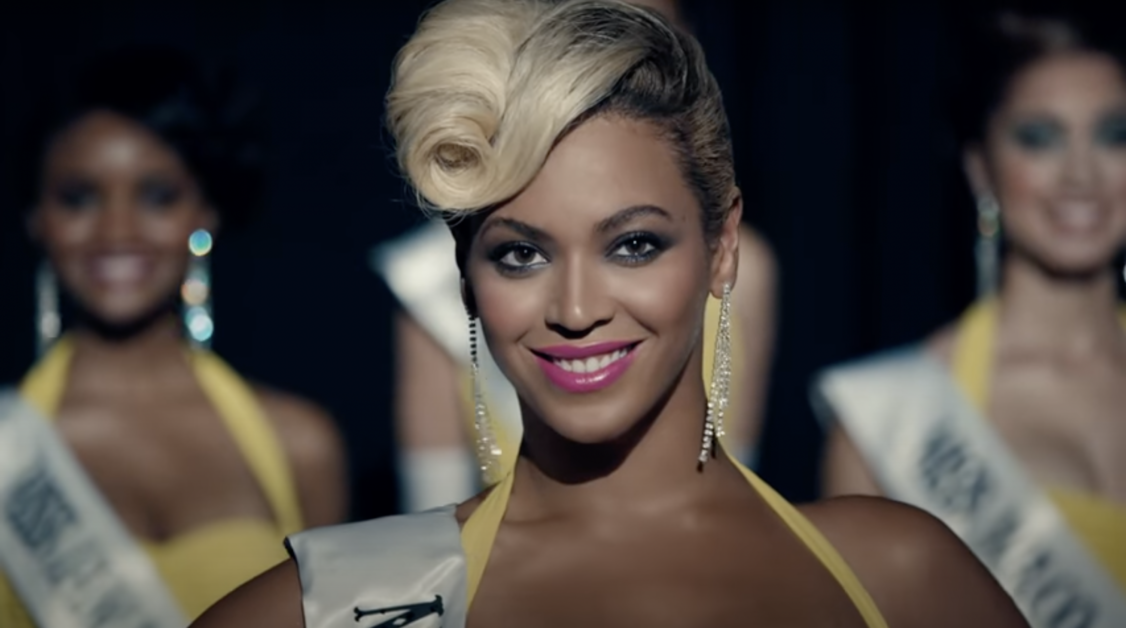 Beyoncé Leaves Little To Imagination In Sheer Gown & Pasties At Her ...