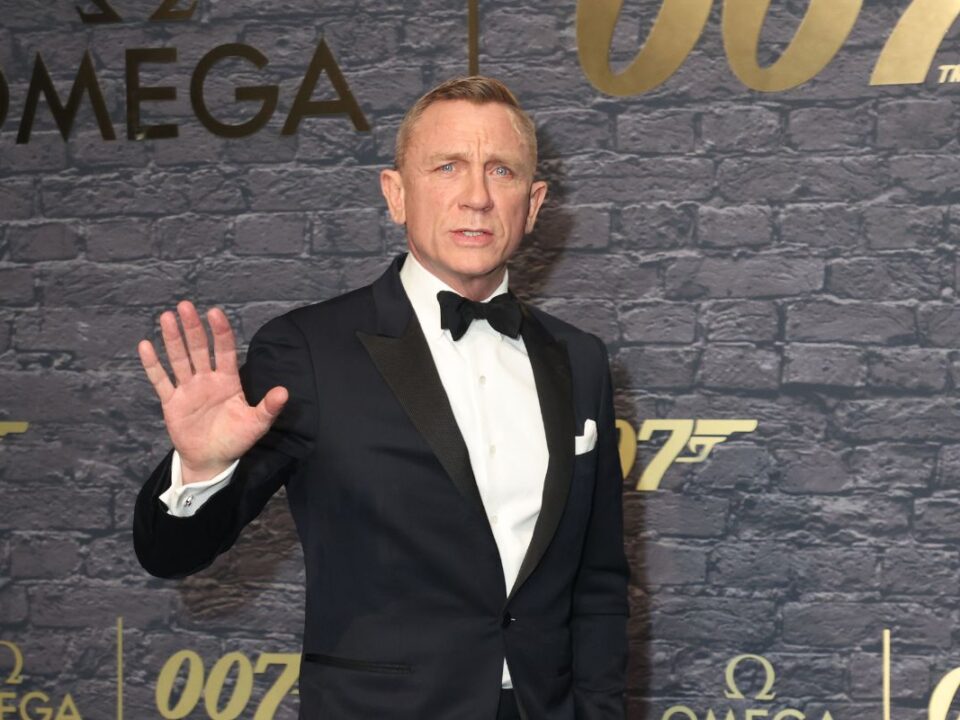 Daniel Craig