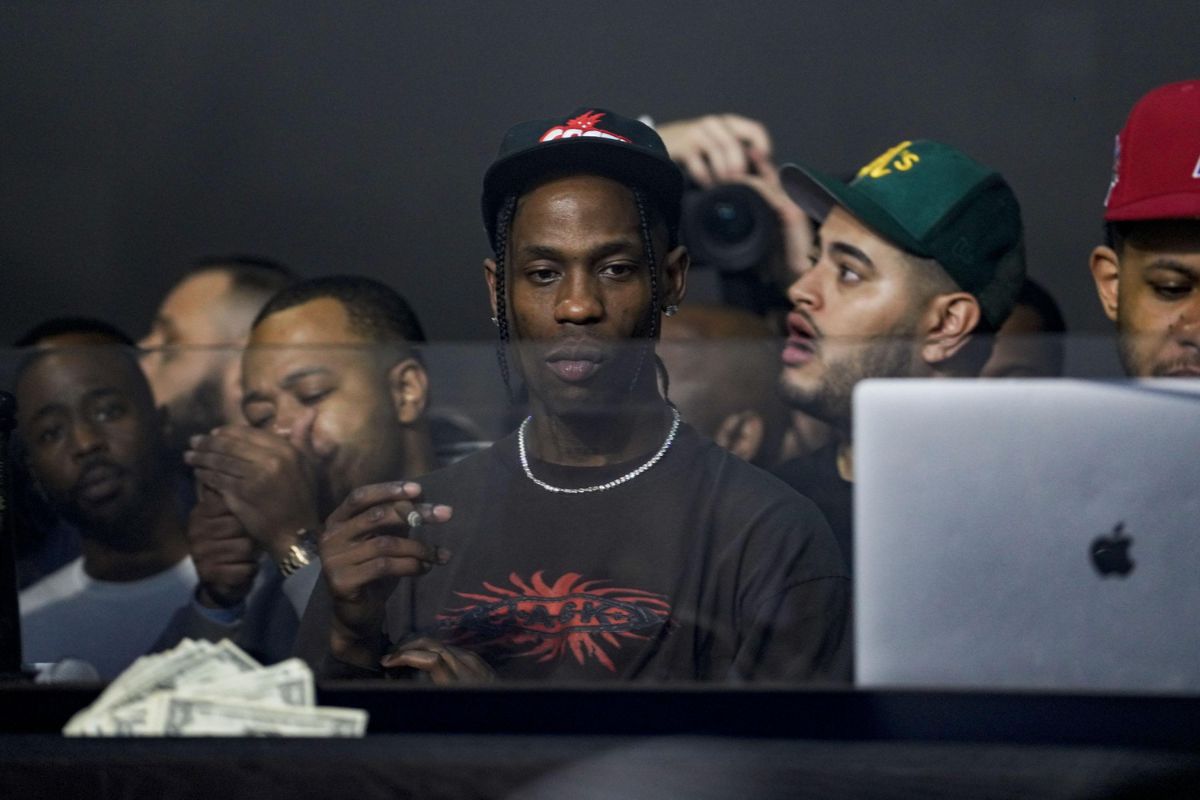 Trevis Scott Rage Travis Scott Accused Of Beating Up Soundman During Fit Of Rage - AllHipHop