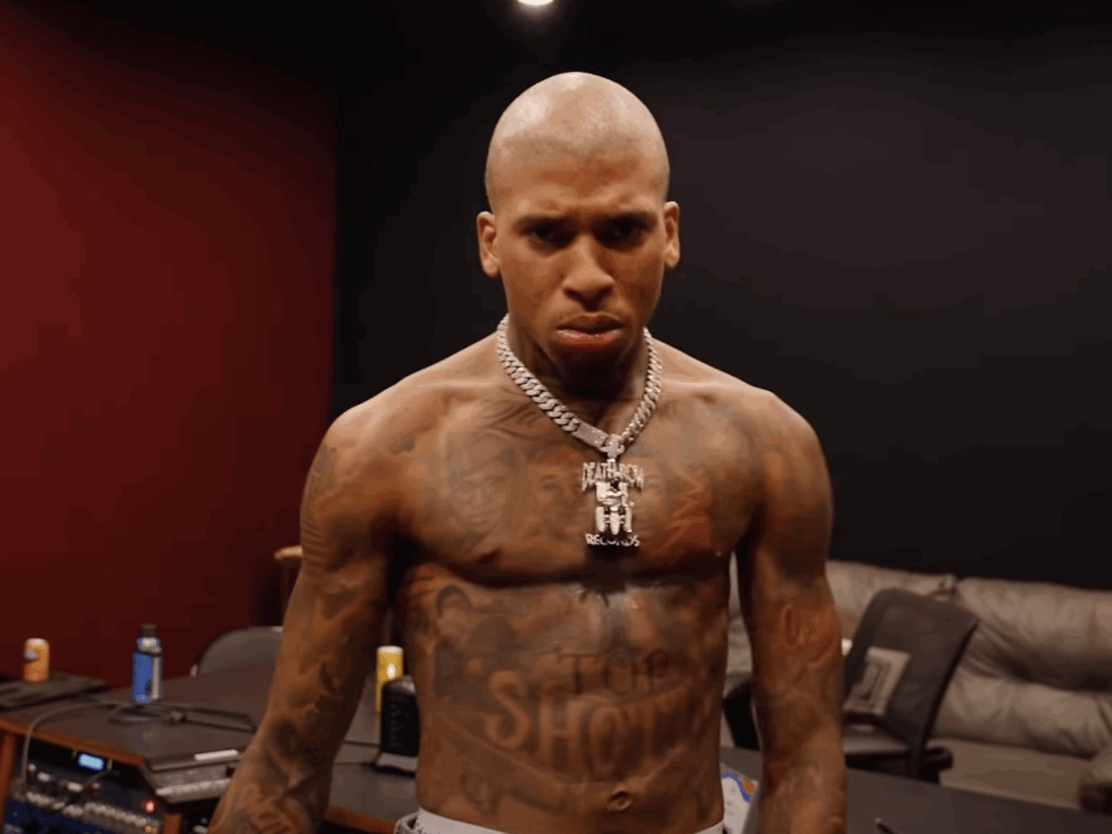 <a href="https://allhiphop.com/rumors/nle-choppa-undergoes-massive-change-nle-the-great/" target="_blank">NLE Choppa Undergoes Massive Change: NLE THE GREAT</a>