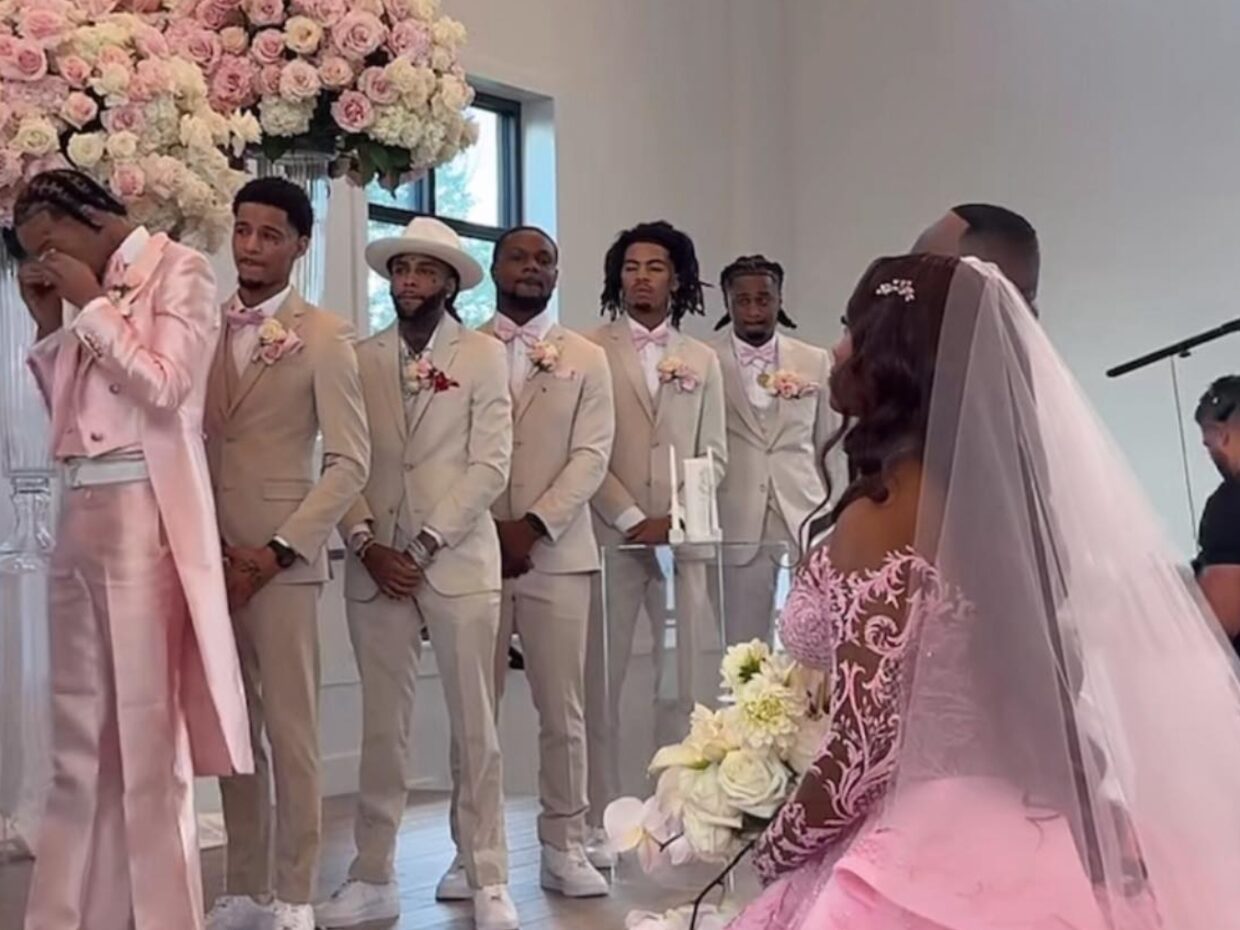 Stunna 4 Vegas Weeping at wedding